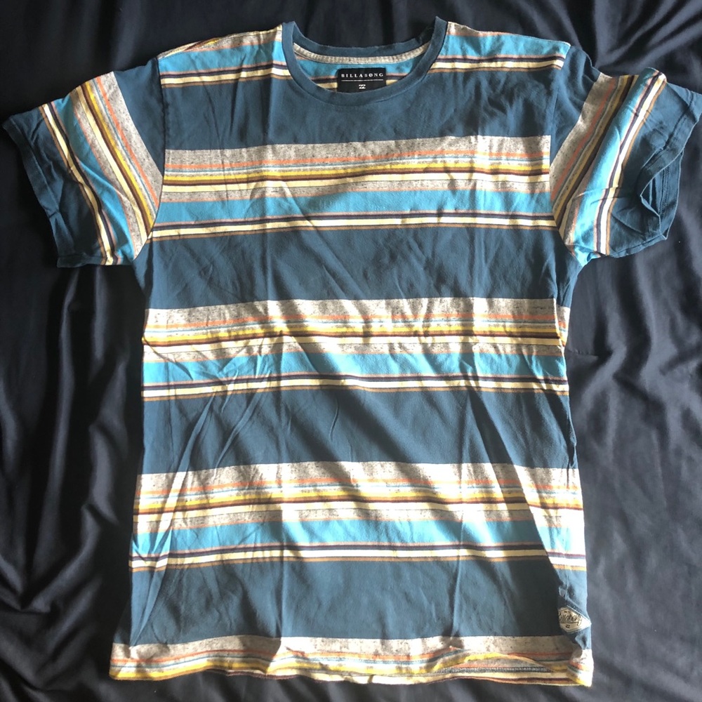 Billabong Men’s XL striped tshirt